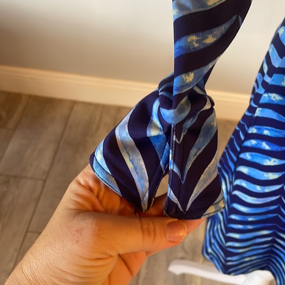 [Chelsea Gunn] Blue Wave Pattern Dress - Size Small - Picture 3 of 5